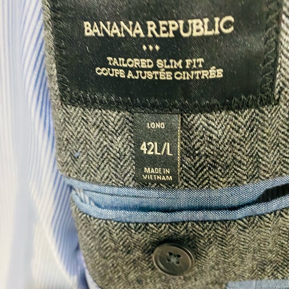LIKE NEW Banana Republic Fall/Early Winter Blazer - Picture 4 of 4